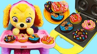 Feeding Paw Patrol Baby Skye DIY Play Doh Donut Desserts [upl. by Emiatej343]