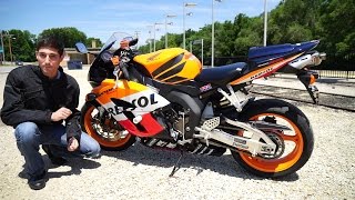 Used Bike Reviews  Honda CBR1000RR Repsol  2004  2005 Fireblade [upl. by December]