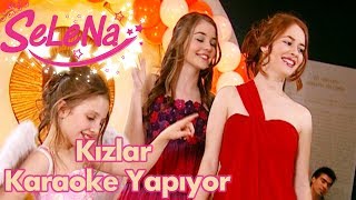 Kızlar karaoke yapıyor [upl. by Caia598]