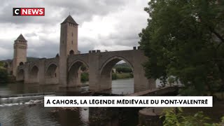 A Cahors la légende médiévale du Pont Valentré [upl. by Atsirhcal]