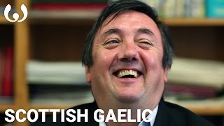 WIKITONGUES Iain speaking Scottish Gaelic [upl. by Ettenirt]