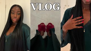 VLOGMAS 3 A VERY LATE UPLOAD SPEND THE DAY WITH ME NAIL APPOINTMENTS amp UNBOXINGS [upl. by Arodoet715]