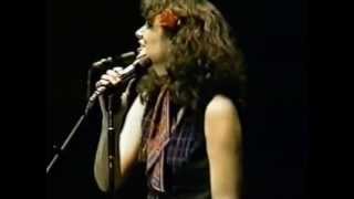 Linda Ronstadt In Atlanta 1977 19 Tumbling Dice amp Youre No Good [upl. by Ymerrej290]