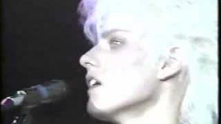 Til Tuesday  VOICES CARRY  Live 1985 Aimee Mann [upl. by Oicapot]