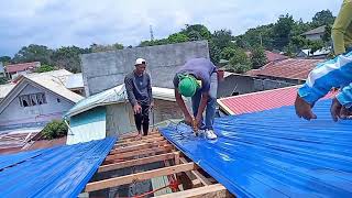 How to install a long span roofing [upl. by Milburt456]