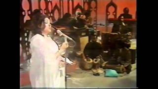 Noor Jehan  Mujh se pehli si mohabbat merey mehboob na maang  Faizavi [upl. by Aaren]