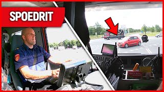 Rijles met zwaailicht en sirenes  Brandweervloggers Rick amp Richard  VLOG30 [upl. by Faubion658]