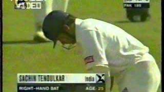 Shoaib Akhtar  Consequtive Yorkers to Dravid amp Sachin [upl. by Assenat]