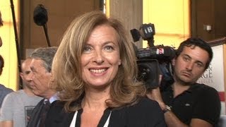 Valérie Trierweiler donne sa première interview officielle [upl. by Luann]