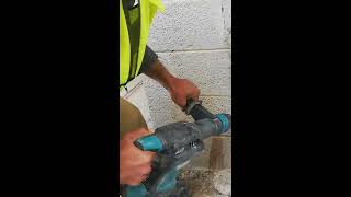 Makita HM0871C VS Hilti TE500 [upl. by Osanna739]