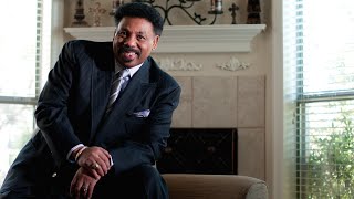 Introduction to Ezra Nehemiah and Esther by Dr Tony Evans [upl. by Oryaj104]