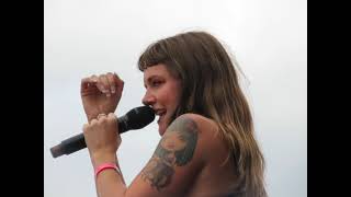 Tove Lo 5 – Osheaga  2022  SLD [upl. by Ynatsed]