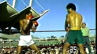 Wilfredo Benitez vs Carlos Palomino [upl. by Enyahs]