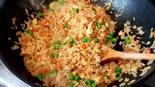 HOW TO MAKE A DELICIOUS CHINESE FRIED RICE RECIPE [upl. by Eimorej]