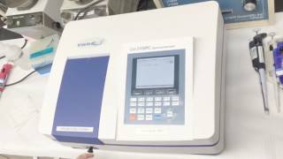 VWR spectrophotometer use in lab [upl. by Tolecnal]