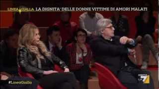 Sgarbi vs Bruzzone quotLumaca Chi cao sei te Una capraquot [upl. by Lac153]