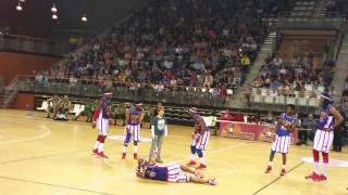 Harlem Globetrotters v Washington Generals  Almere 17415 [upl. by Yetak]