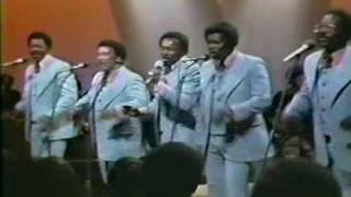 The Spinners  Could It Be Im Falling In Love  Live 1973 [upl. by Hermosa643]