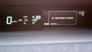 Toyota Prius 2010 Oil Light Reset [upl. by Zippora287]