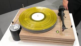 Music Hall mmf93 SE new turntable [upl. by Rufe260]