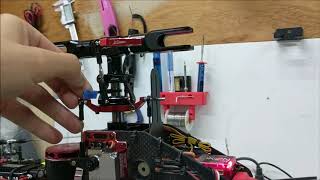 RC heli head setup  level swashplate  zero blade pitch  collective pitch zip tie method [upl. by Clary]