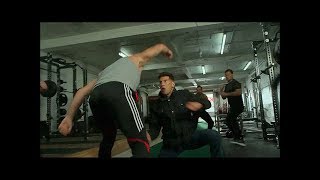 Pelea en el gimnasio  THE PUNISHER 2X05 [upl. by Miran257]