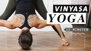 Yoga Vinyasa Flow  Ashtanga inspiriert  dynamisch amp kraftvoll  15 Minuten Mittelstufe [upl. by Dranyam639]