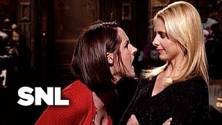 Sarah Michelle Gellar Monologue Hit on the Host  Saturday Night Live [upl. by Betty]