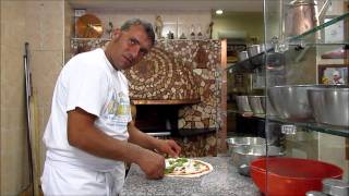 The Making of an Authentic Neapolitan Pizza Margherita  Il Pizzaiolo del Presidente [upl. by Marti]