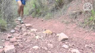 Técnica para caminar en las subidas en la montaña [upl. by Noiztneb]