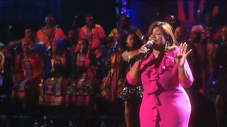 Gloria Gaynor performs quotI Will Survivequot at Mandela Day 2009 from Radio City Music Hall [upl. by Adanama]